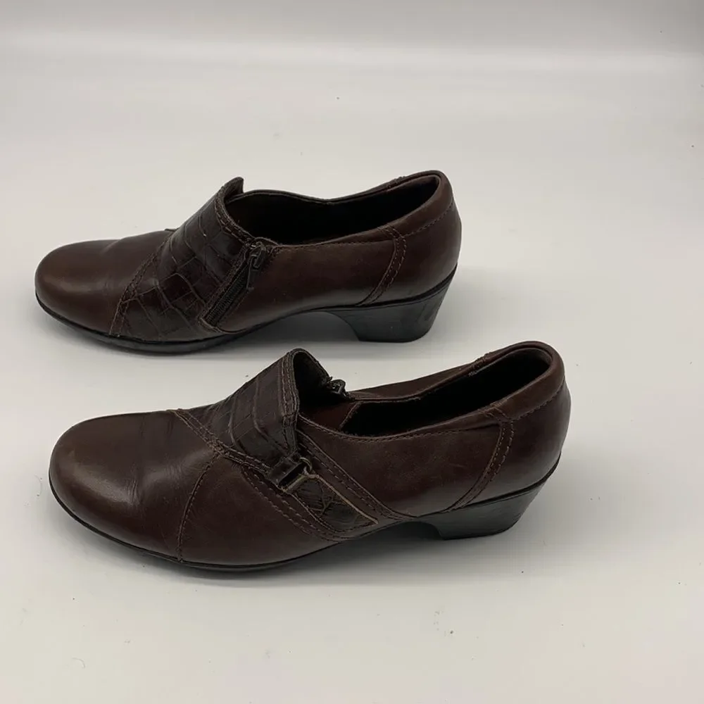 Clarks Bendables Brown Leather Booties size 9M